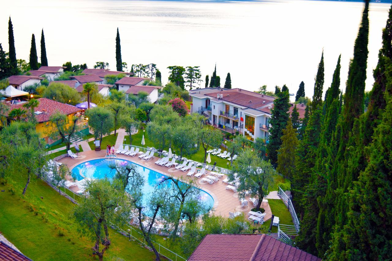 Villaggio Albergo Casa E Lago Brenzone Extérieur photo
